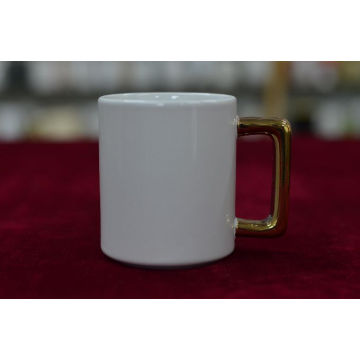 Taza de oro del borde y manija cuadrada tazas